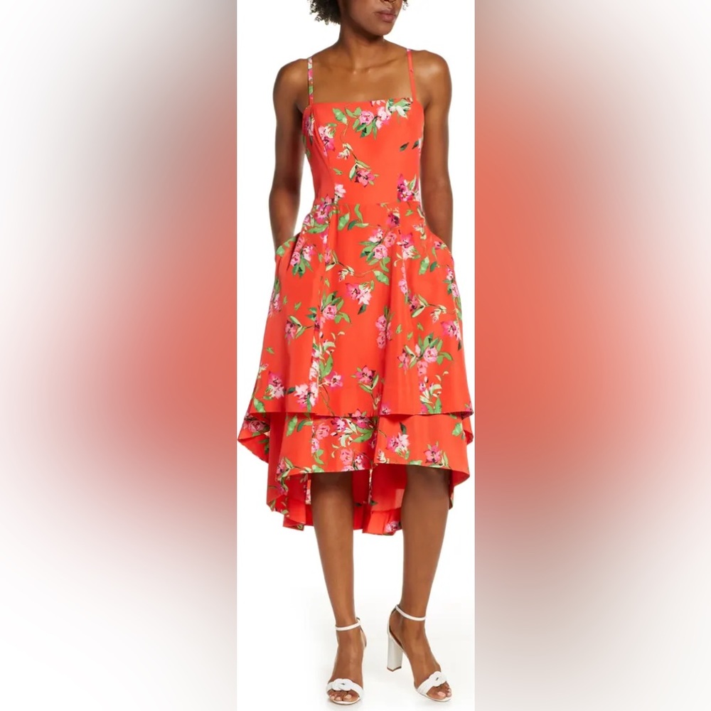 Vince Camuto Tiered Red Floral Dress Size 4